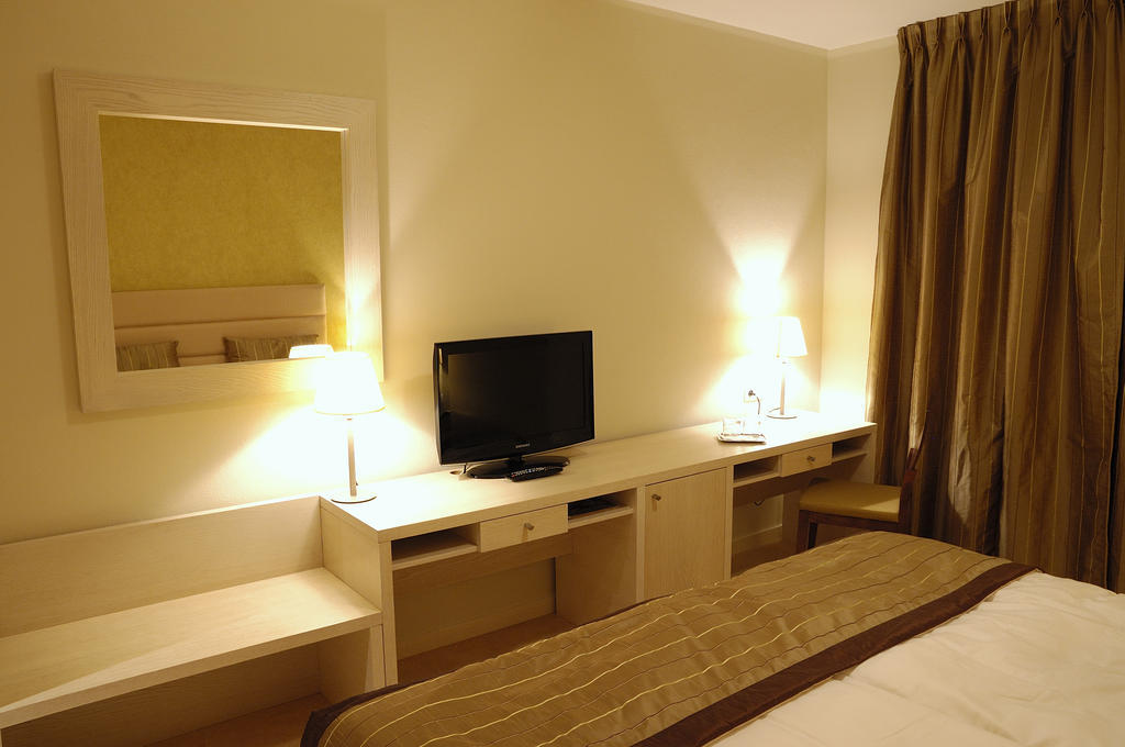 Hotel Predium Vráble Стая снимка